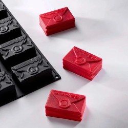 Moule North Pole Pavoni – Moule silicone 15 entremets individuels en forme de lettres au Père Noël